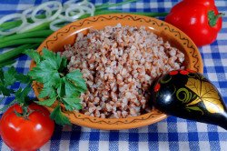 Польза гречневой каши при колике